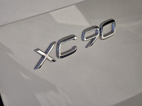 New 2026 Volvo XC90 B6 Ultra image 13