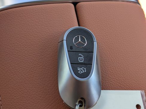 New 2026 Mercedes-Benz GLC 300 4MATIC image 30