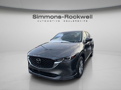 Used 2025 MAZDA CX-5 AWD 2.5 S w/ Select Package image 3