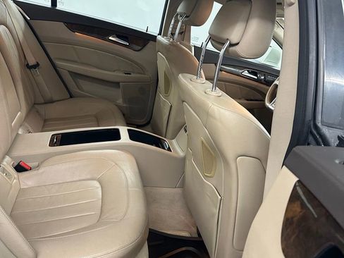 Used 2012 Mercedes-Benz CLS 550 4MATIC image 29