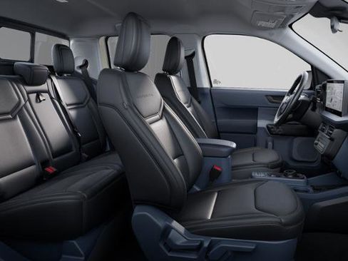 New 2025 Ford Maverick Lariat w/ Black Appearance Package image 40