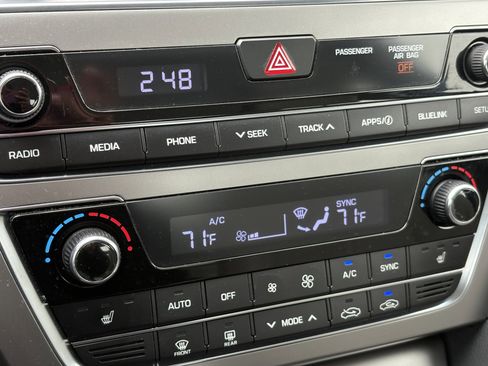 Used 2017 Hyundai Sonata Limited w/ Cargo Package image 23