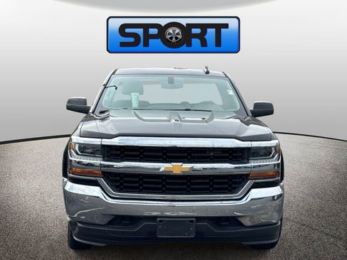 Used 2018 Chevrolet Silverado 1500 LT AWD/4WD image 2