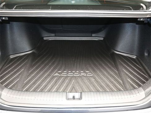 Used 2025 Honda Accord Touring image 10