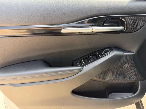 Used 2024 Kia Seltos S FWD image 14