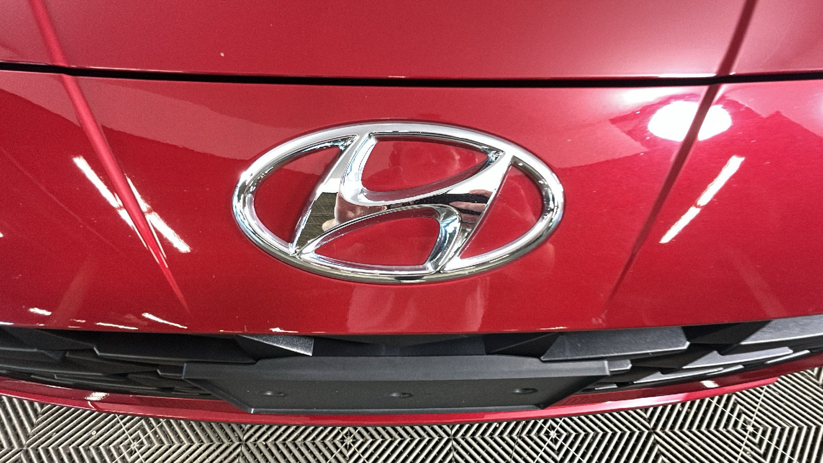 Used 2023 Hyundai Elantra SEL w/ Convenience Package FWD image 10