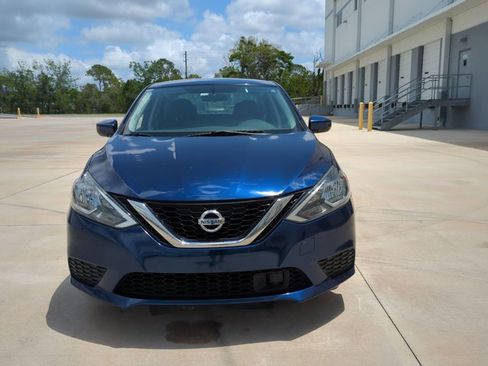 Used 2019 Nissan Sentra SV FWD image 2