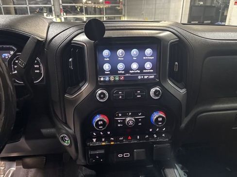 Used 2022 GMC Sierra 2500 Denali w/ Denali Ultimate Package image 36