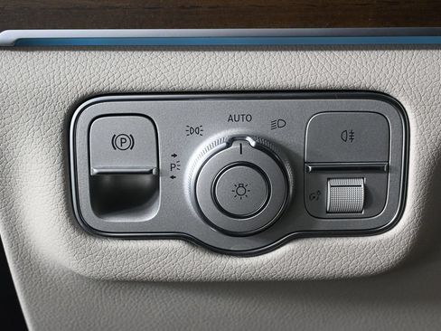 Certified 2023 Mercedes-Benz GLE 450 4MATIC image 9
