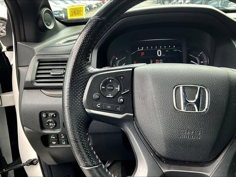 Used 2023 Honda Passport TrailSport image 11