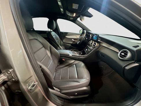 Used 2019 Mercedes-Benz C 300 Sedan image 21