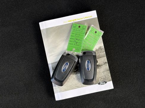 Used 2022 Ford Escape SEL w/ Technology Package image 24