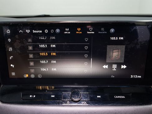 Used 2024 Nissan Rogue SL image 18