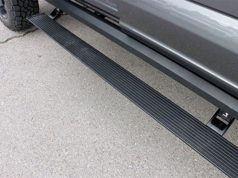 New 2026 Ford F250 Lariat w/ Black Appearance Package image 15