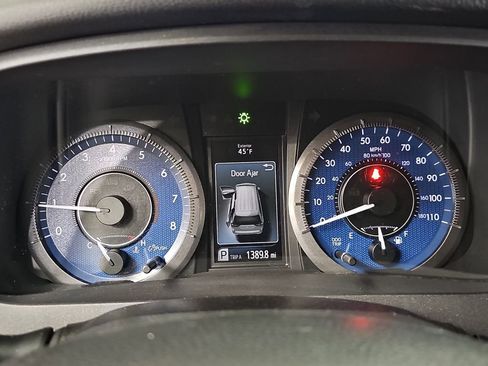 Used 2015 Toyota Sienna Limited Premium FWD image 22