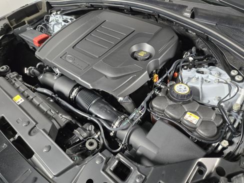 Used 2024 Land Rover Range Rover Velar Dynamic SE image 23