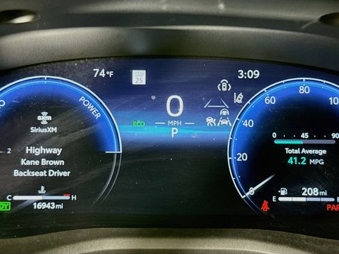 Used 2025 Toyota Camry XSE w/ Premium Package FWD image 13