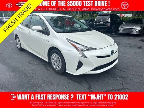 Used 2016 Toyota Prius Two FWD image 1