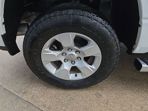 Used 2022 RAM 1500 Big Horn image 30