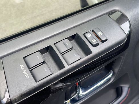 Used 2021 Toyota 4Runner Venture w/ Moonroof Package AWD/4WD image 15