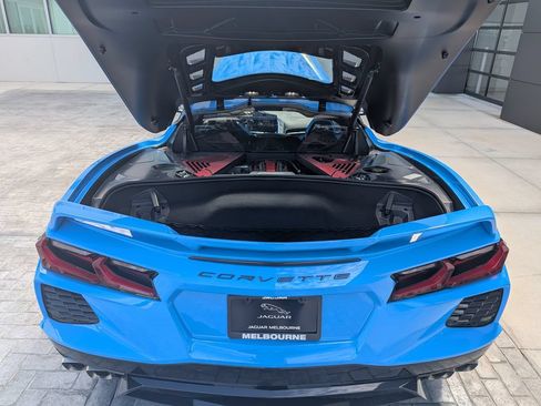Used 2022 Chevrolet Corvette Stingray Premium Cpe w/ Z51 Performance Package RWD image 19