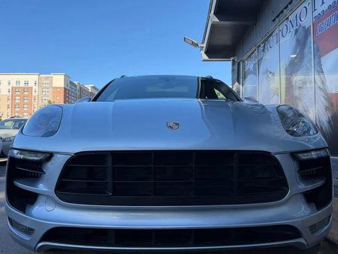 Used 2018 Porsche Macan GTS AWD/4WD image 8