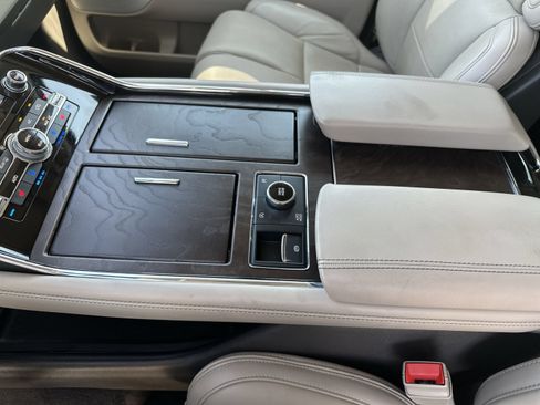 Used 2023 Lincoln Navigator Reserve AWD/4WD image 24