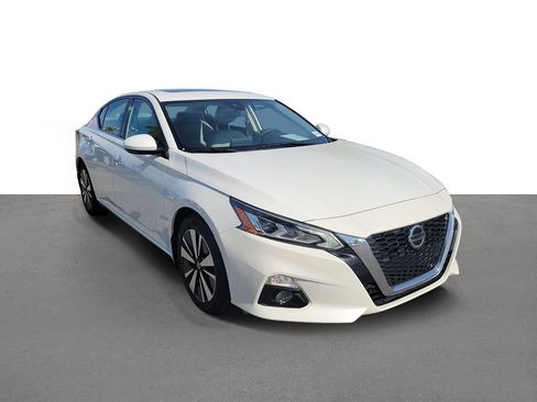 Certified 2022 Nissan Altima 2.5 SL FWD image 2