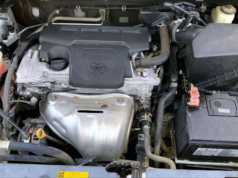Used 2014 Toyota RAV4 LE FWD image 31