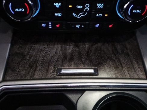 Used 2019 Ford F250 Lariat w/ Lariat Value Package AWD/4WD image 41