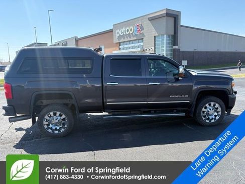 Used 2016 GMC Sierra 2500 Denali w/ Duramax Plus Package image 7