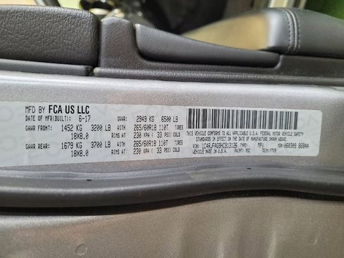 Used 2017 Jeep Grand Cherokee Laredo w/ Quick Order Package 23E image 33