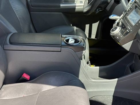 Used 2012 Toyota Prius V Three FWD image 17