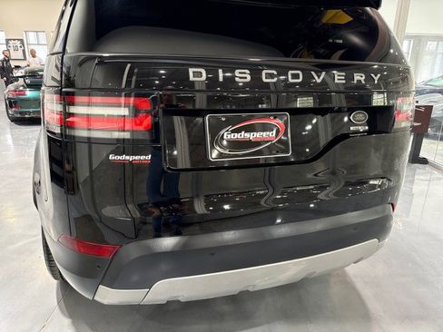 Used 2018 Land Rover Discovery HSE image 34