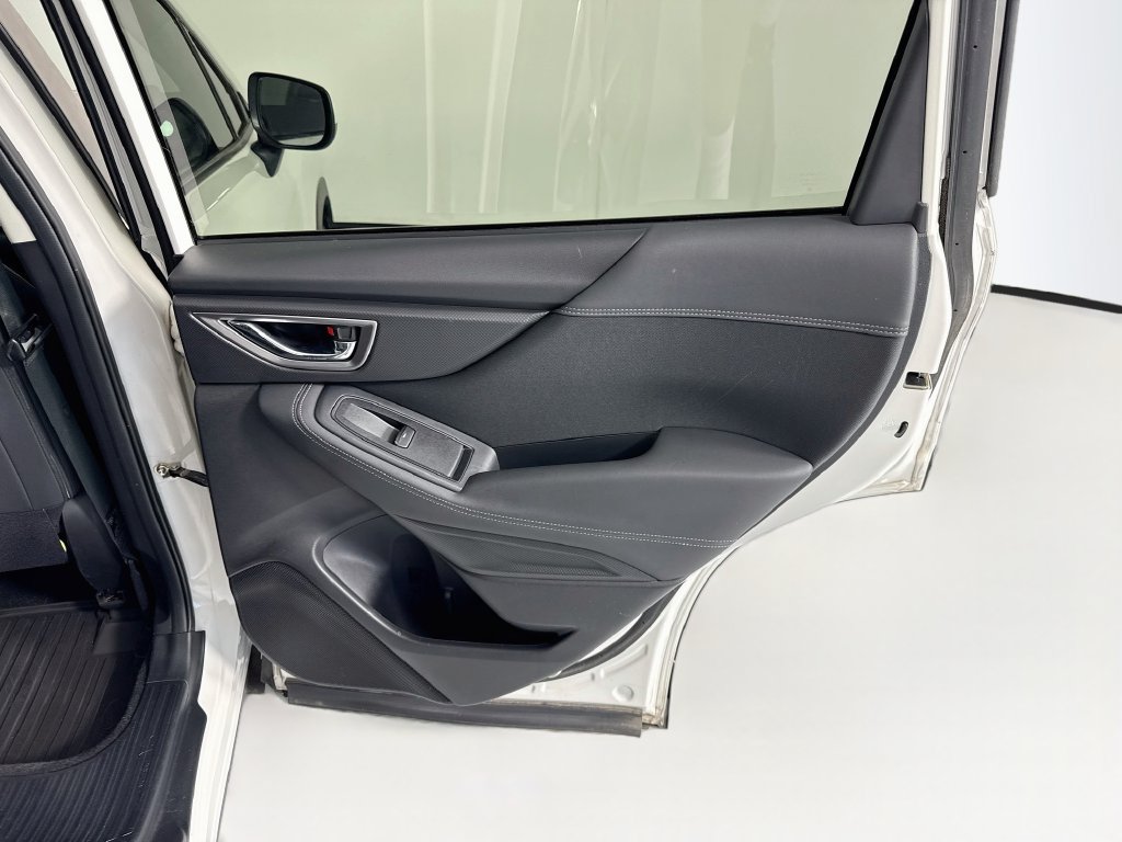 Used 2024 Subaru Forester Premium AWD/4WD image 26
