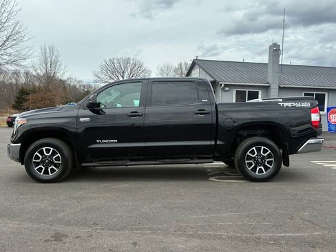 Used 2020 Toyota Tundra SR5 w/ TRD Off-Road Package image 6