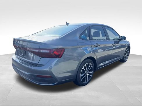 Used 2025 Volkswagen Jetta Sport FWD image 11