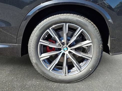 New 2026 BMW X5 xDrive40i w/ M Sport Package AWD/4WD image 8