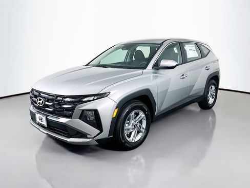 New 2026 Hyundai Tucson SE FWD image 1