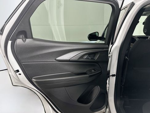 Used 2024 Chevrolet TrailBlazer LS w/ LS Convenience Package image 24