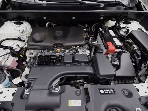 Used 2024 Toyota RAV4 LE image 23