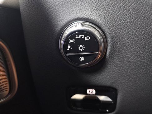 Certified 2026 Mercedes-Benz GLC 300 image 27