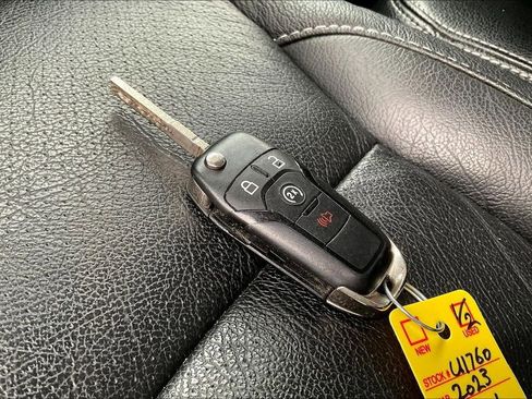 Used 2023 Ford F250 XL w/ STX Appearance Package image 10