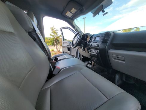 Used 2016 Ford F150 XL w/ Equipment Group 101A Mid AWD/4WD image 45