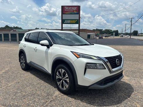 Used 2021 Nissan Rogue SV w/ Premium Package FWD image 7