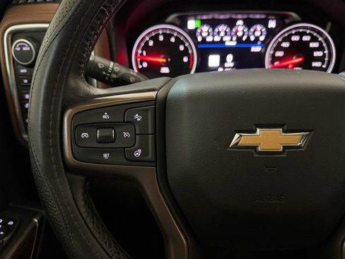 Used 2021 Chevrolet Silverado 1500 High Country w/ Technology Package AWD/4WD image 22