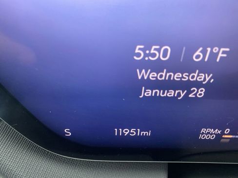 Used 2025 Buick Enclave Preferred image 21