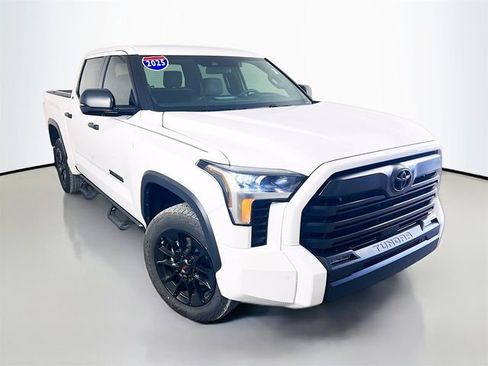 Used 2025 Toyota Tundra SR5 w/ SR5 Convenience Package AWD/4WD image 2