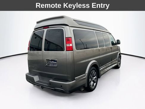 Used 2022 Chevrolet Express 2500 w/ Enhanced Convenience Package image 13