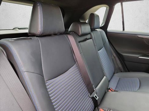 Used 2022 Toyota RAV4 XSE AWD/4WD image 16